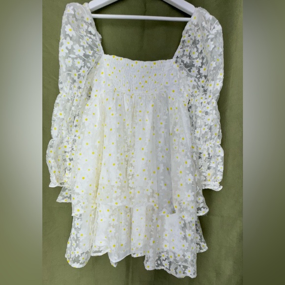 Storia White Daisy Puff Sleeve Mini Dress Size S - Picture 6 of 12